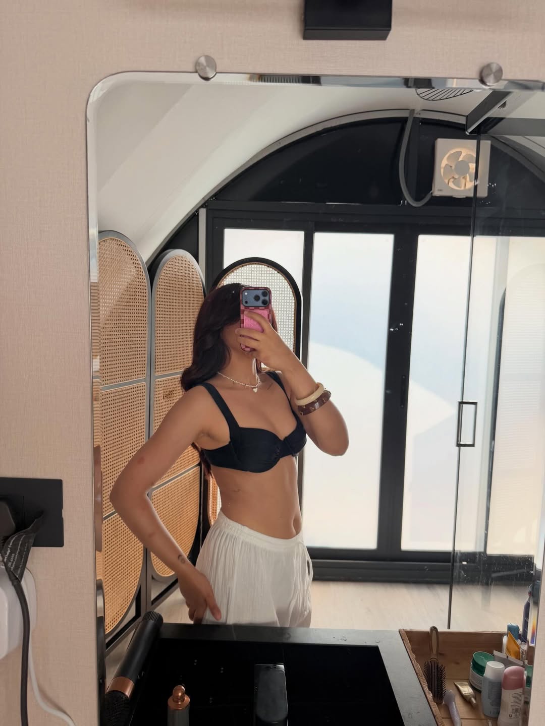 Daizy Batra in Palma Ruched